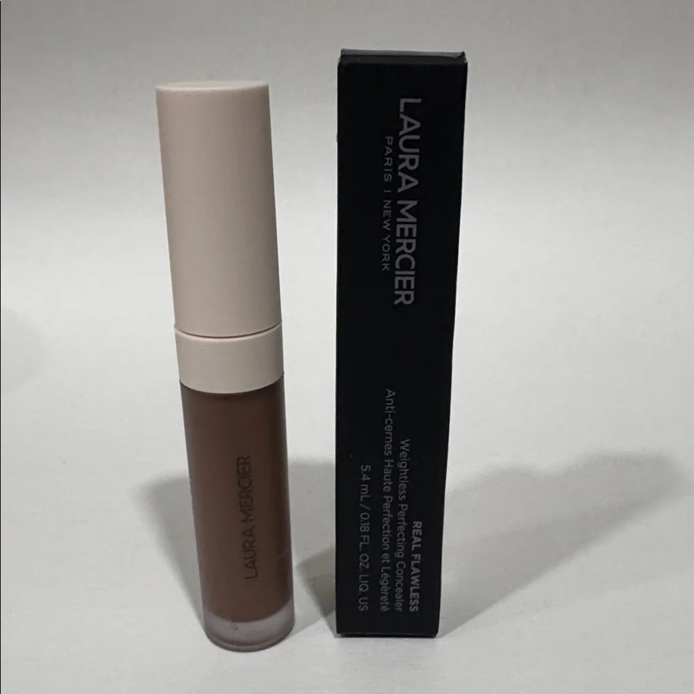 Laura Mercier Real Flawless Weightless Perfecting Concealer